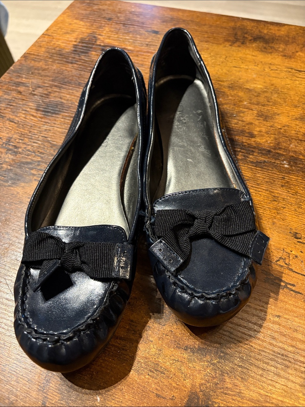 Nine West Black Bow Moccasin Flats